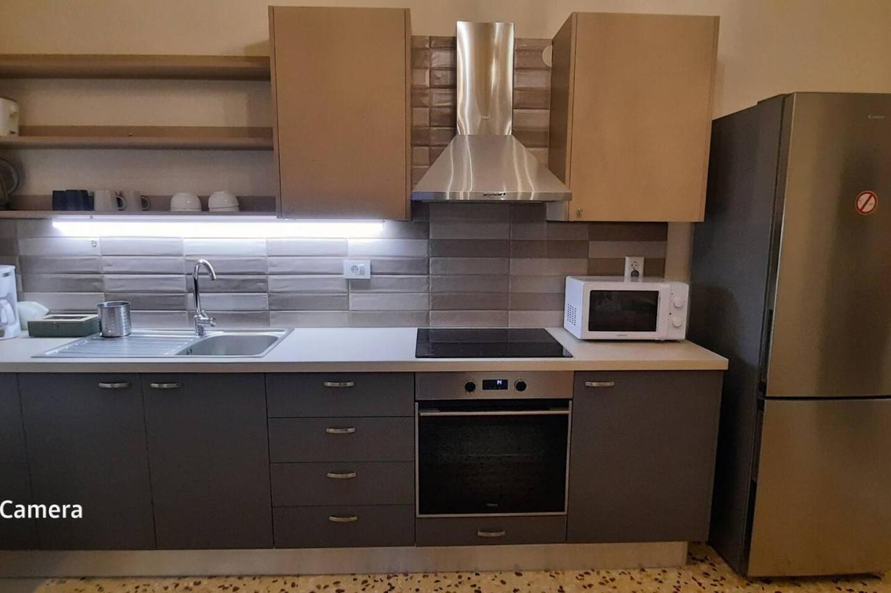 Veneris Residence 2-Bedroom Apartment In Chania Khania Eksteriør bilde